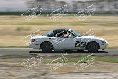 media/Jun-01-2024-CalClub SCCA (Sat) [[0aa0dc4a91]]/Group 3/Race/